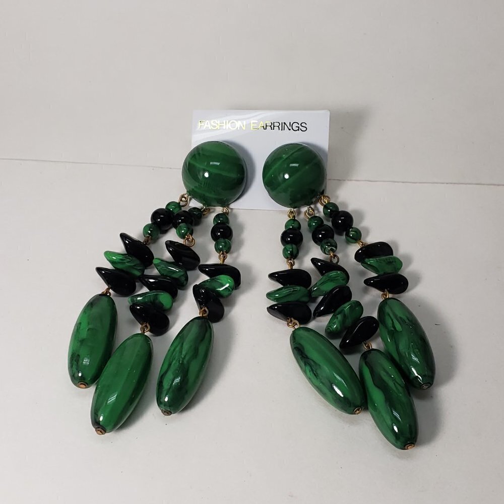 Women's Gold tone Green & Black Beads Fringed Post Drop Dangle long Earrings, 5" - Picture 5 of 6